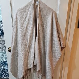 Elegant Cream Shawl with Fringe